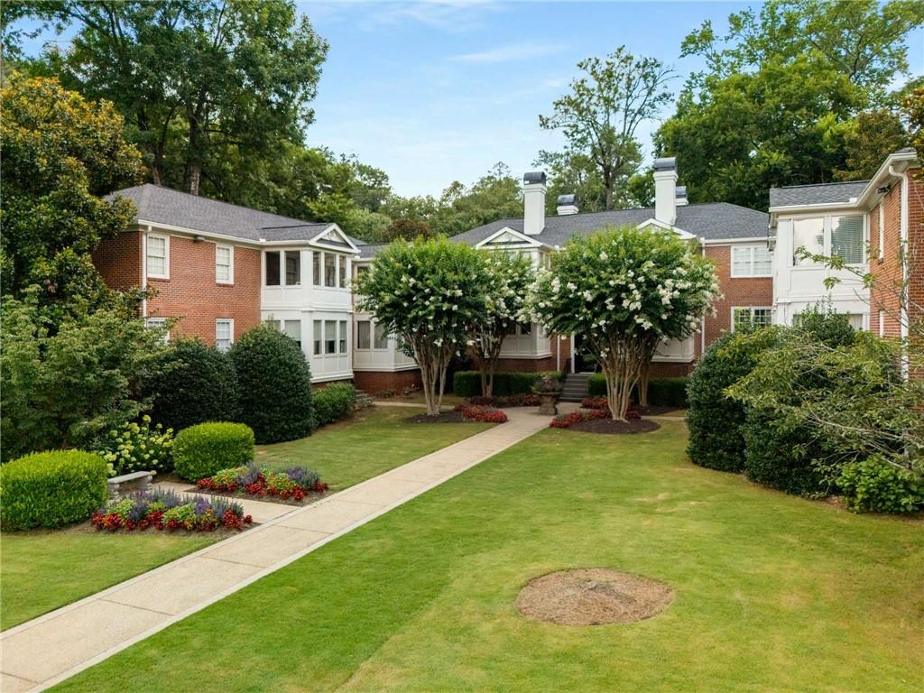 115 Peachtree Memorial Drive NW Unit D4