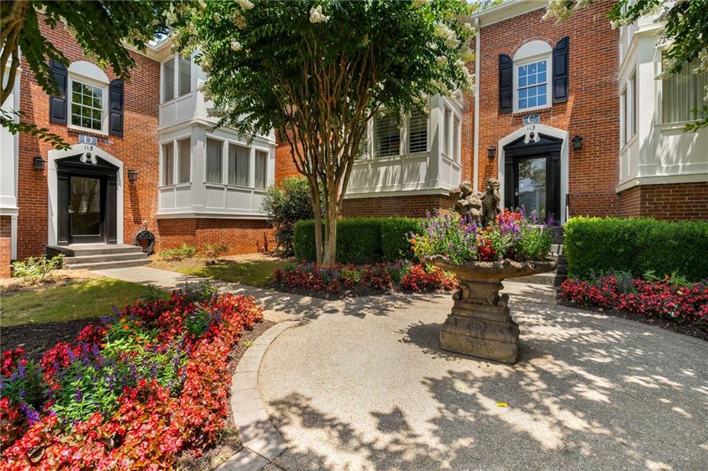 115 Peachtree Memorial Drive NW Unit D4