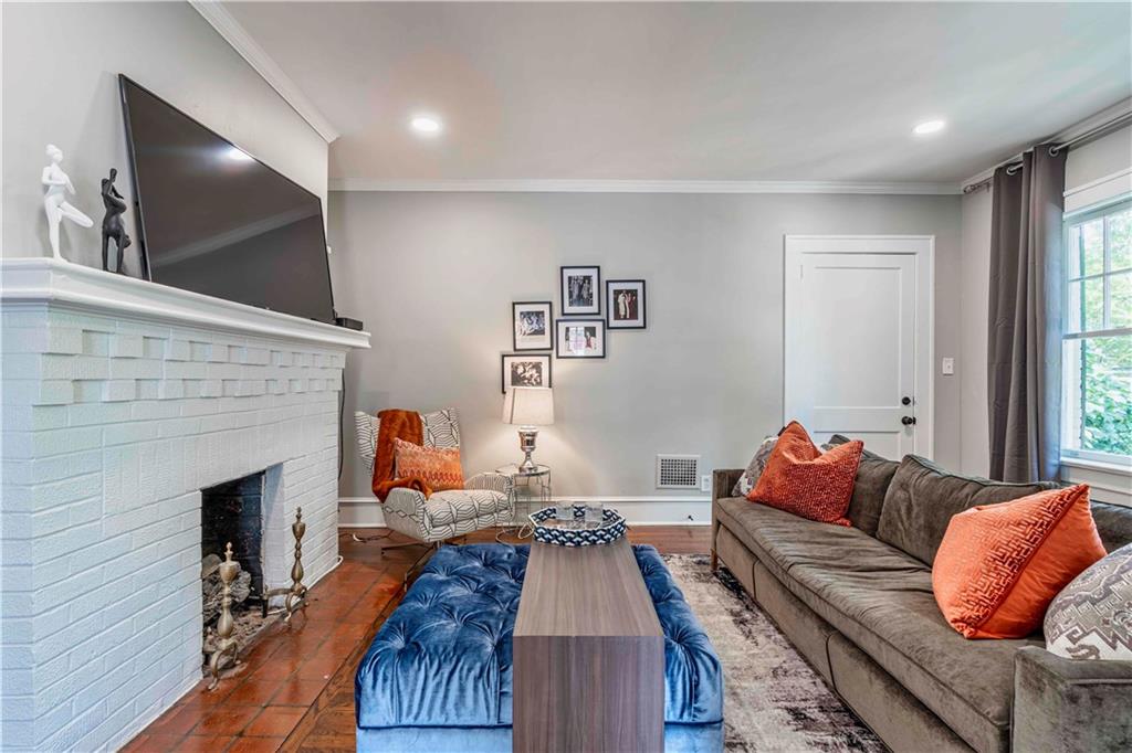 850 Charles Allen Drive NE Unit 1