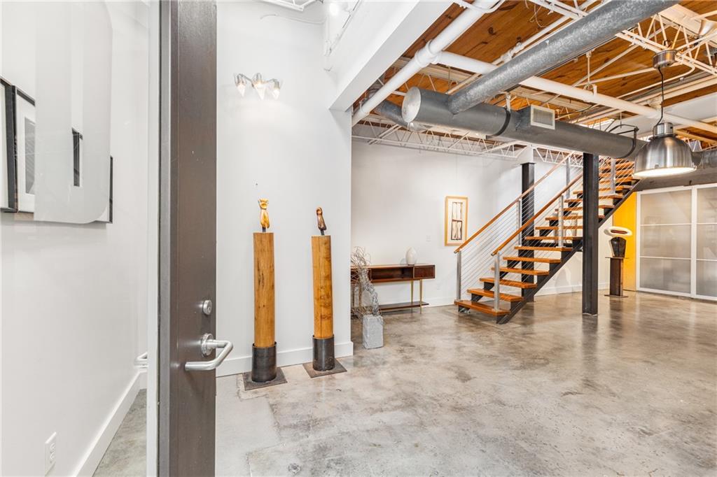 834 Dekalb Avenue Unit D