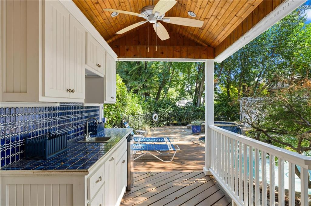 1154 Reeder Circle NE