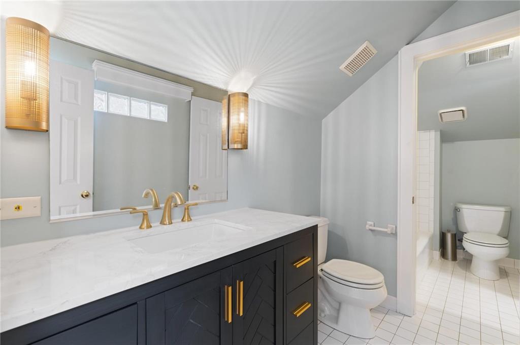 1154 Reeder Circle NE