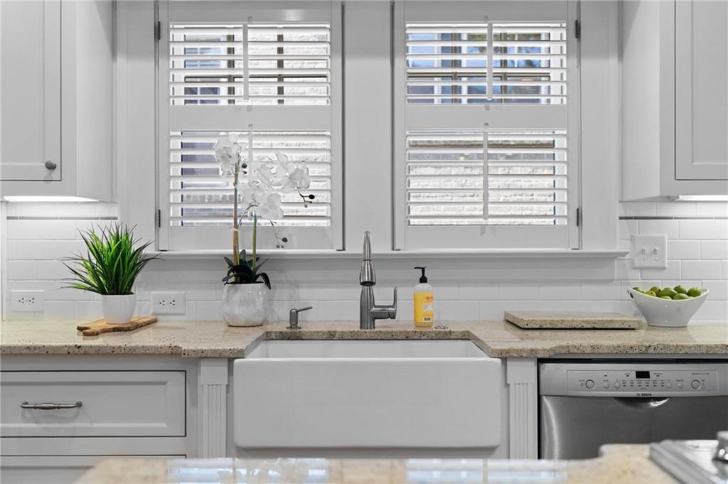 1154 Reeder Circle NE