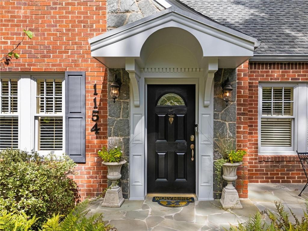 1154 Reeder Circle NE