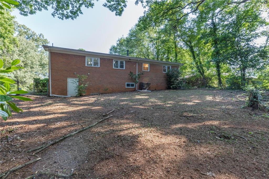 804 Brookdale Drive SW