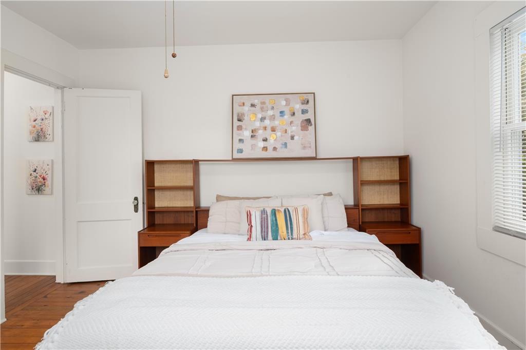 2035 Manchester Street NE