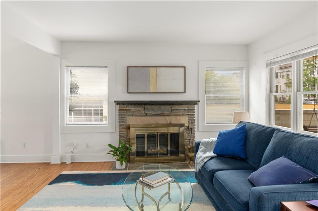 2035 Manchester Street NE