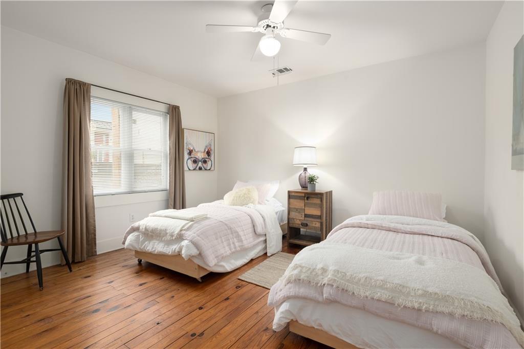 2035 Manchester Street NE