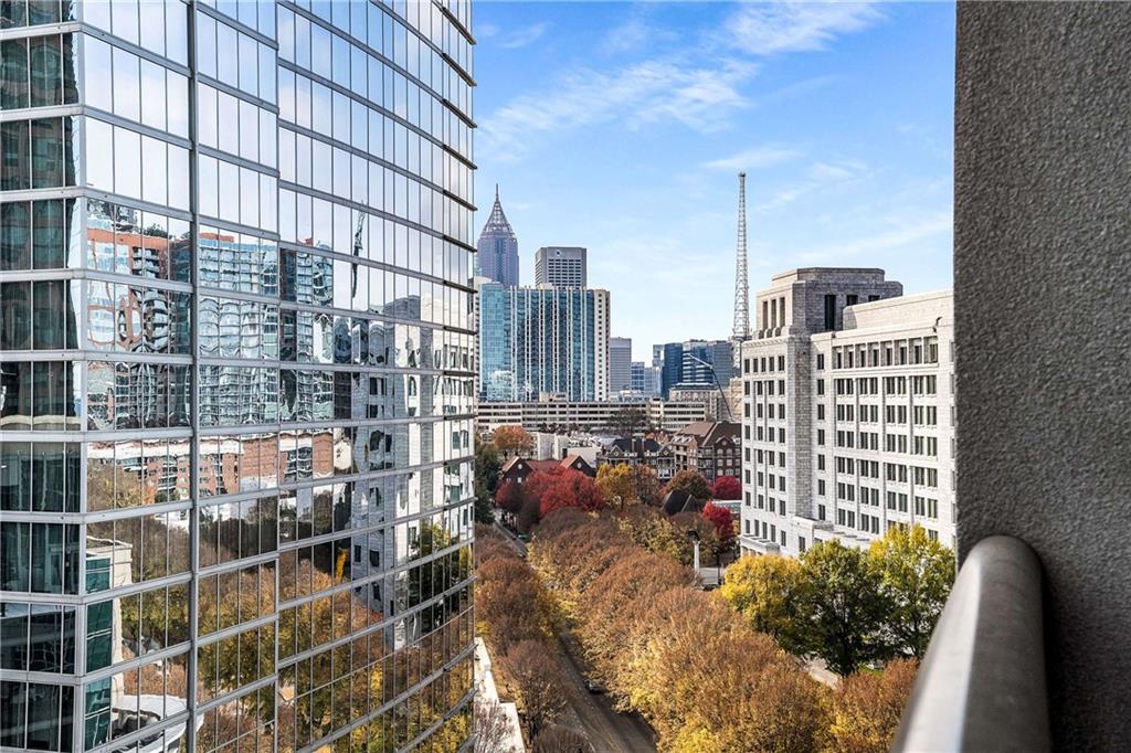 1080 Peachtree Street NE Unit 1204