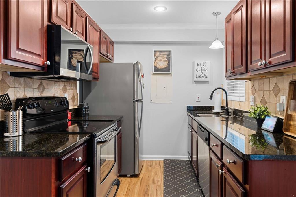 6900 Roswell Road Unit N5