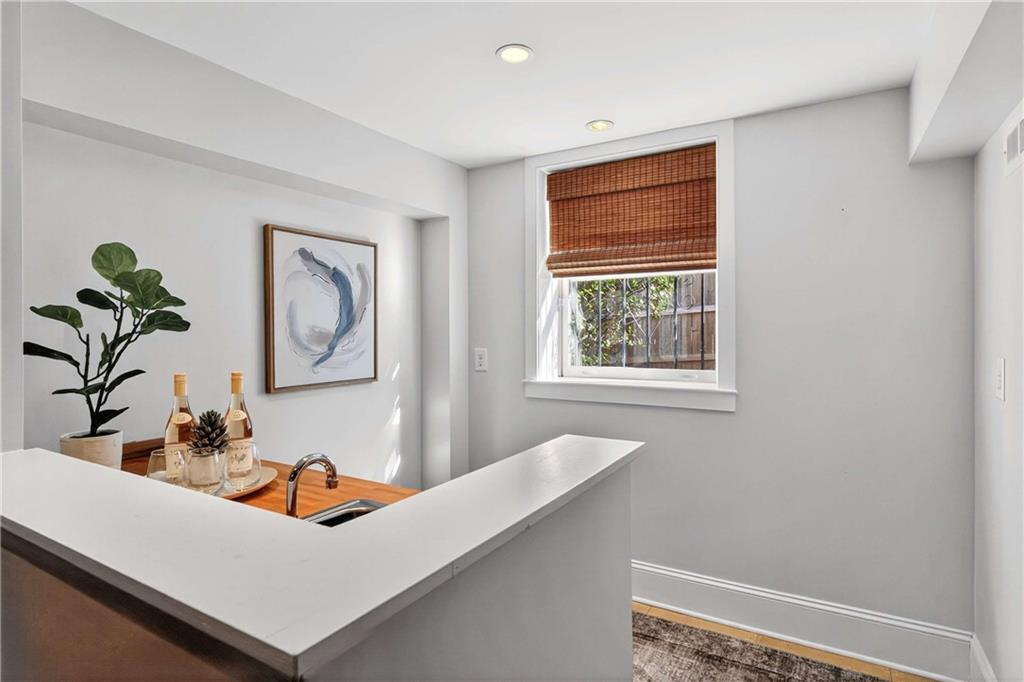 2168 Ridgedale Road NE