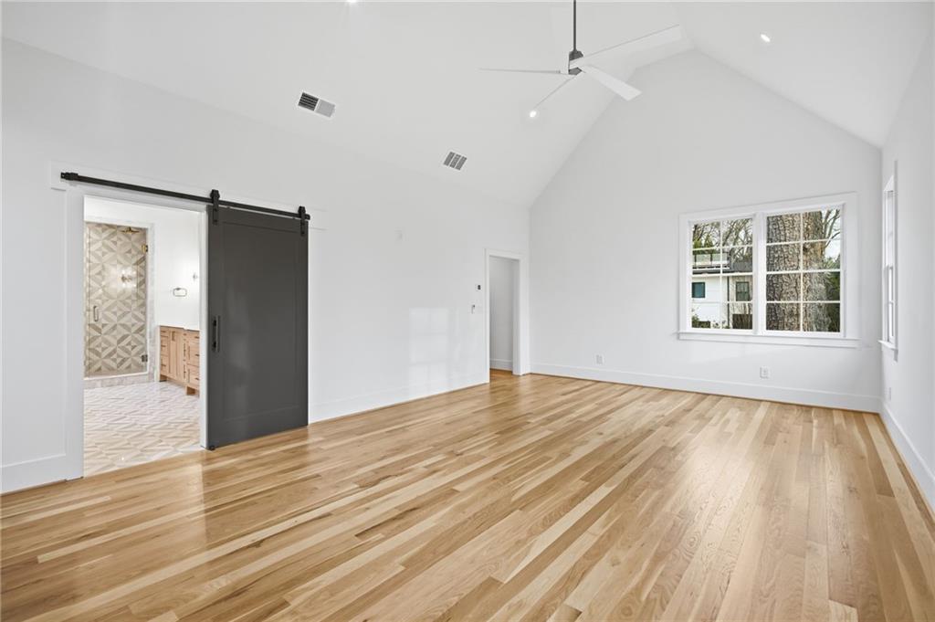 849 Highland Terrace NE