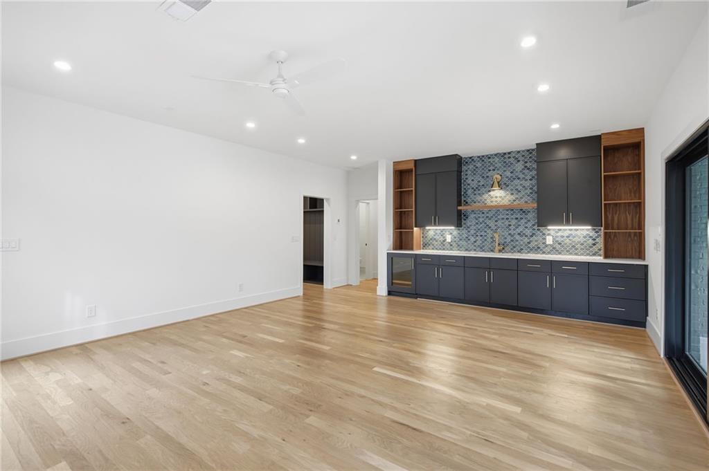 849 Highland Terrace NE