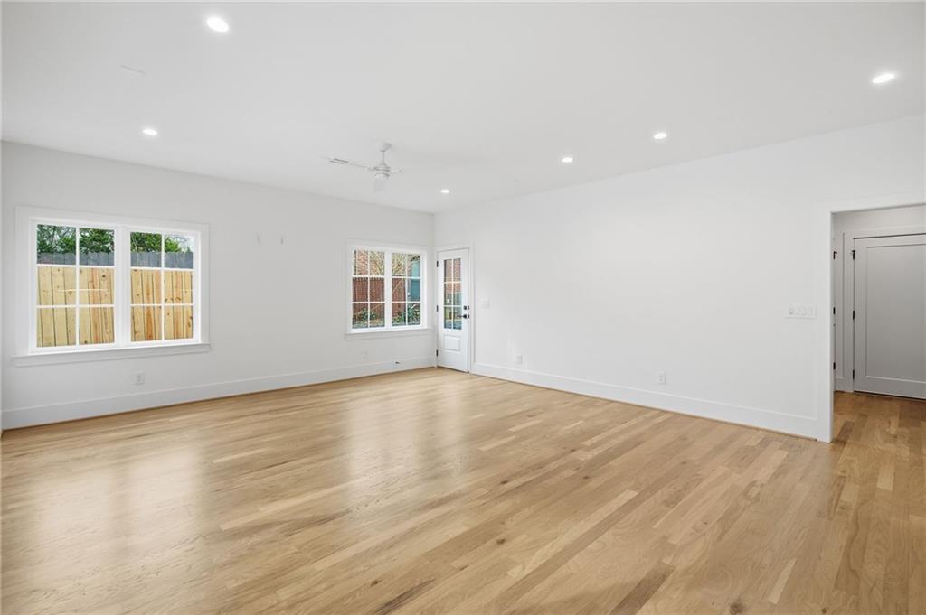 849 Highland Terrace NE