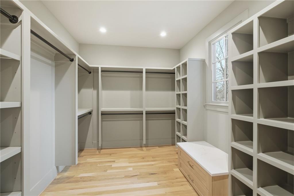 849 Highland Terrace NE