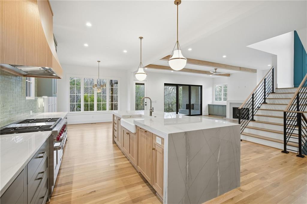 849 Highland Terrace NE