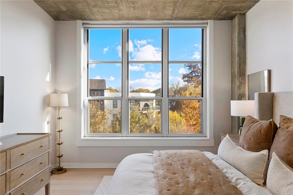 245 N Highland Avenue NE Unit 323