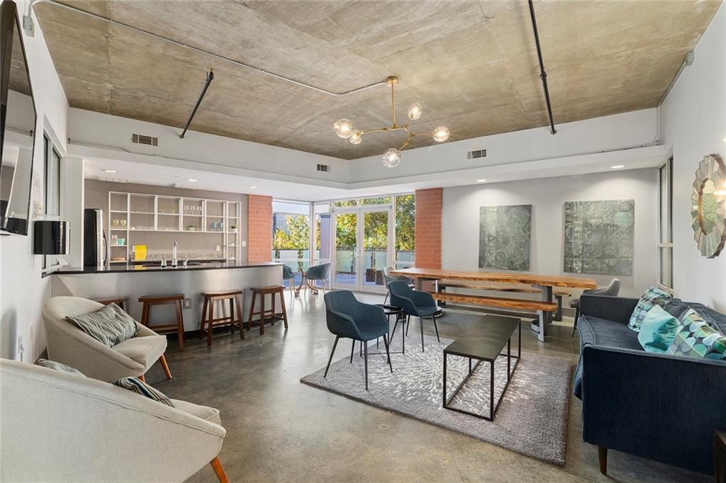 245 N Highland Avenue NE Unit 323