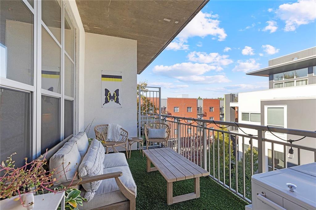 245 N Highland Avenue NE Unit 323