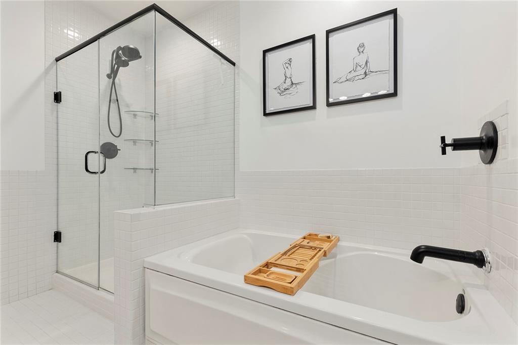 245 N Highland Avenue NE Unit 323