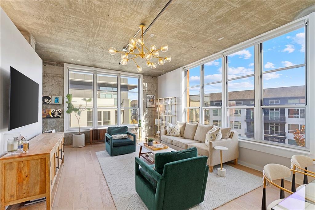 245 N Highland Avenue NE Unit 323