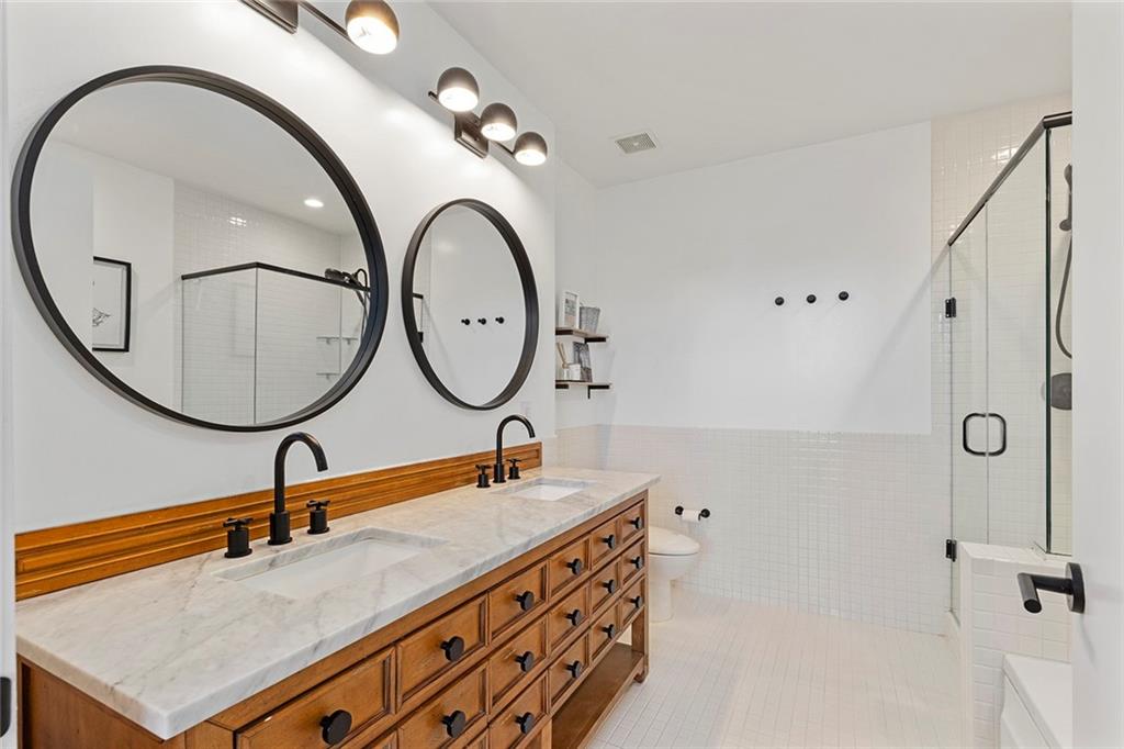 245 N Highland Avenue NE Unit 323