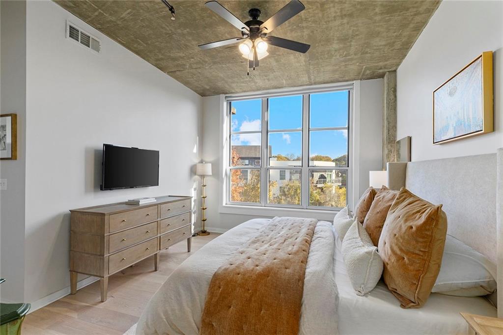 245 N Highland Avenue NE Unit 323