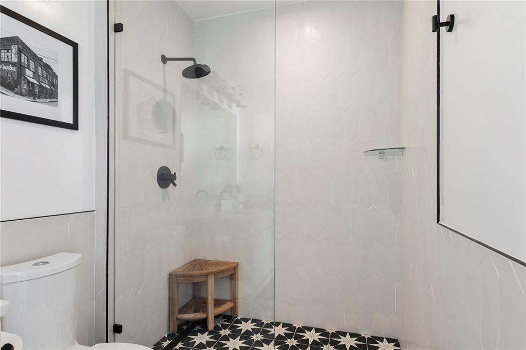 245 N Highland Avenue NE Unit 323