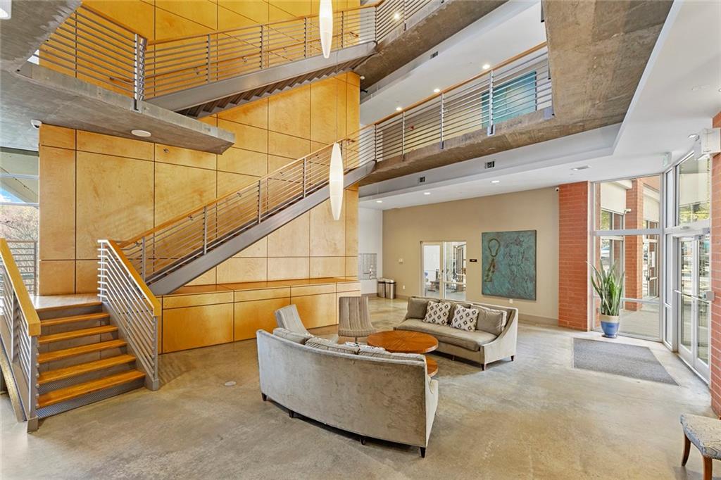 245 N Highland Avenue NE Unit 323