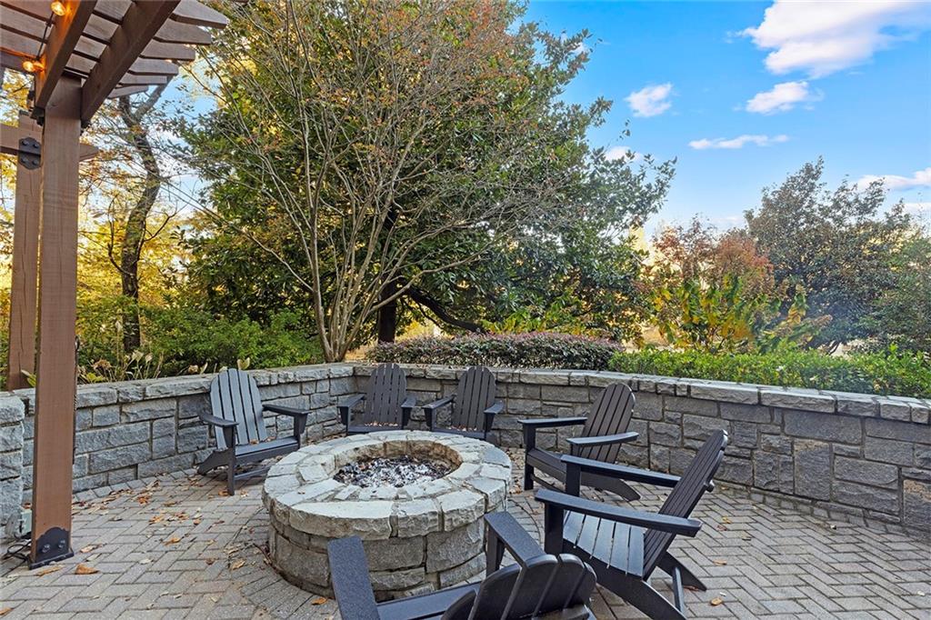 245 N Highland Avenue NE Unit 323