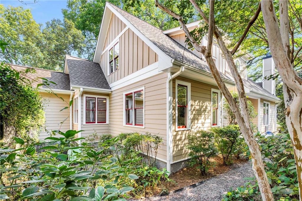 192 Gibson Street SE Unit B