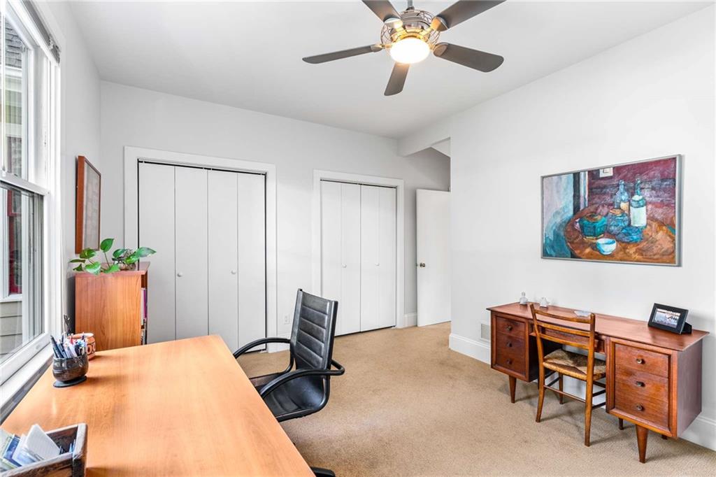 192 Gibson Street SE Unit B