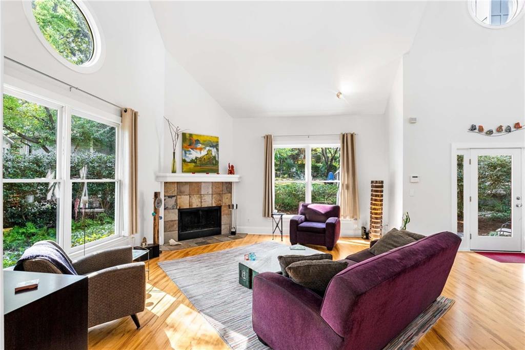 192 Gibson Street SE Unit B