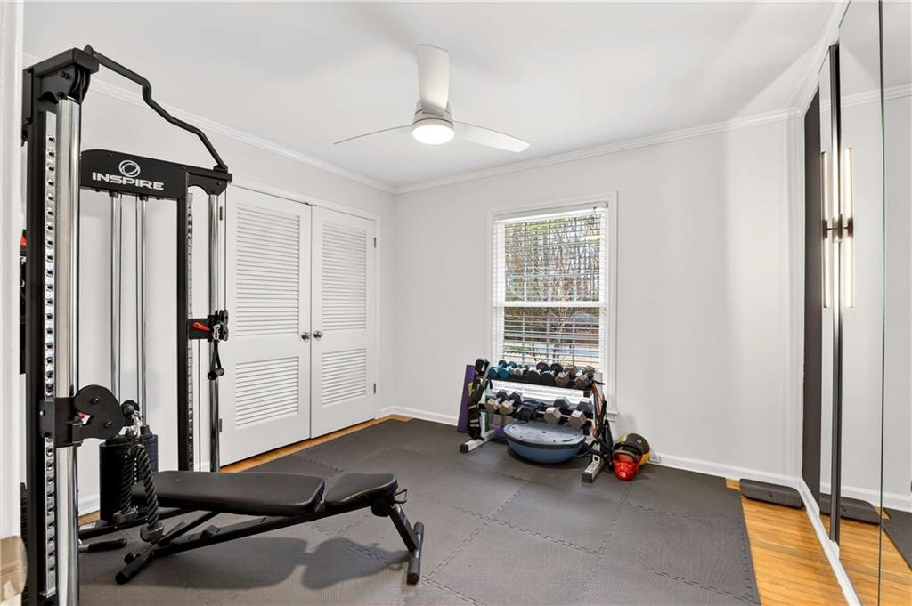 2500 Hawthorne Drive NE