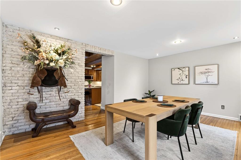 2500 Hawthorne Drive NE