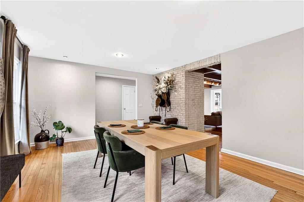 2500 Hawthorne Drive NE