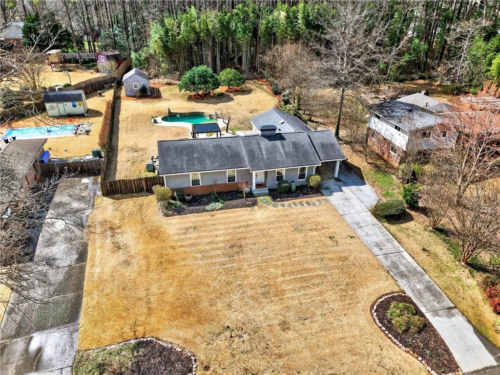 2500 Hawthorne Drive NE