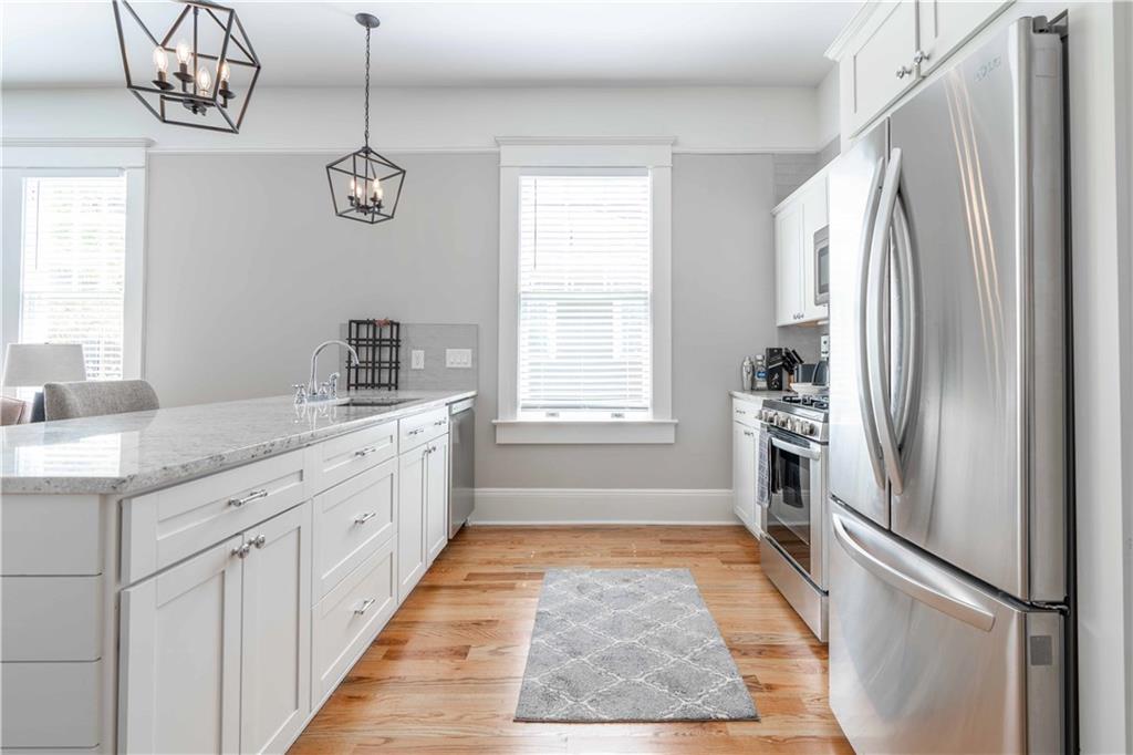 826 Ponce De Leon Place Unit one