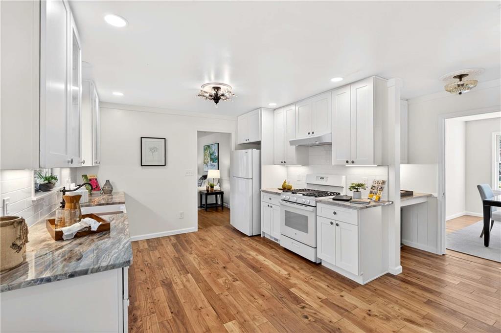 2075 Lavista Circle