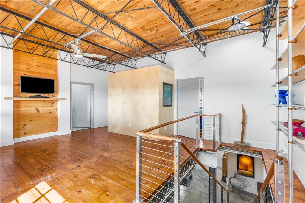 834 Dekalb Avenue Unit D