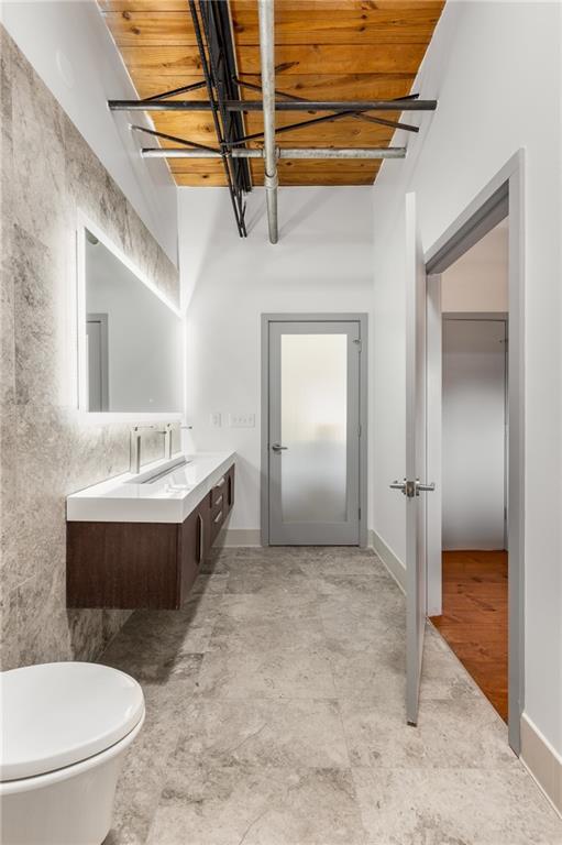 834 Dekalb Avenue Unit D