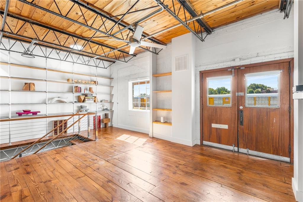 834 Dekalb Avenue Unit D