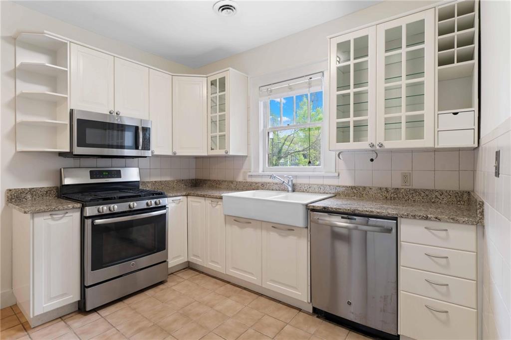 1125 Briarcliff Place Unit 12