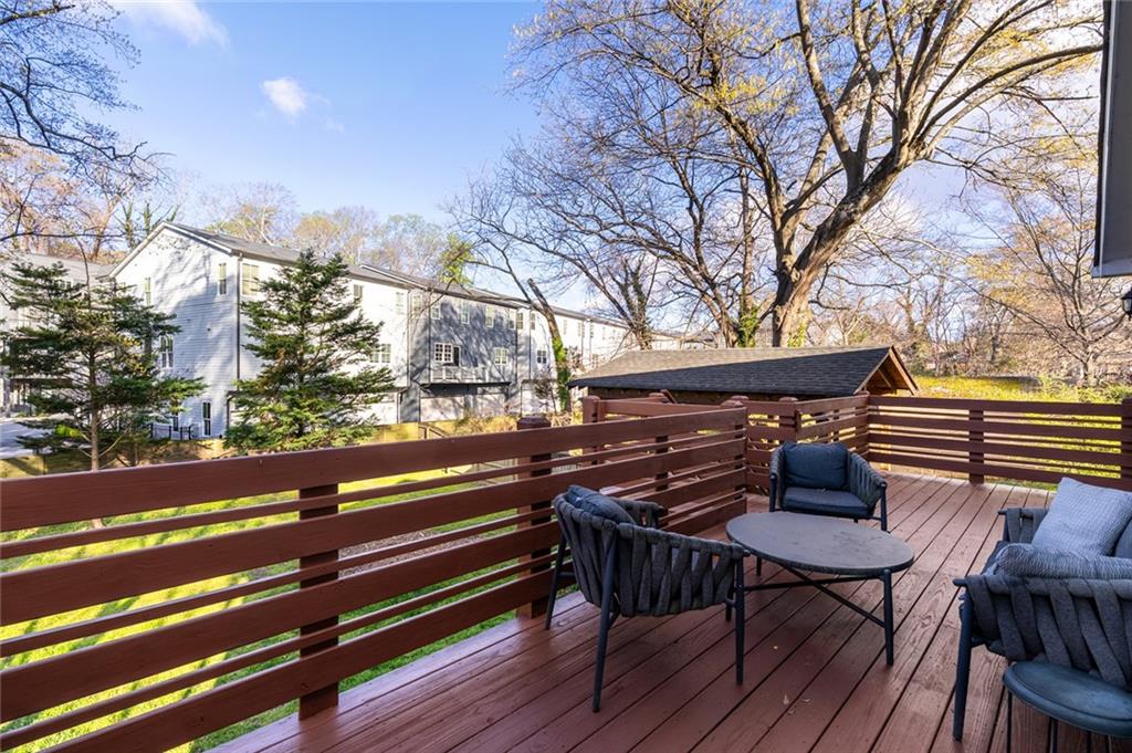 20 Sanderson Street NE