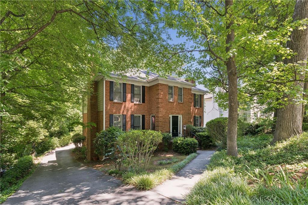 795 N Parkwood Road