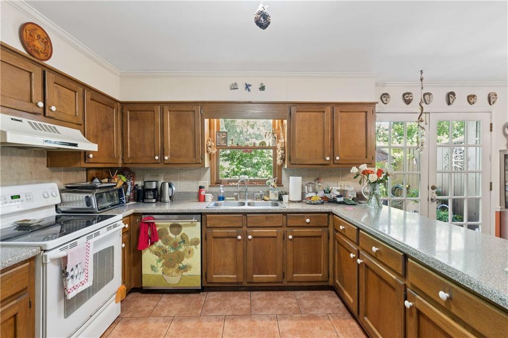 795 N Parkwood Road