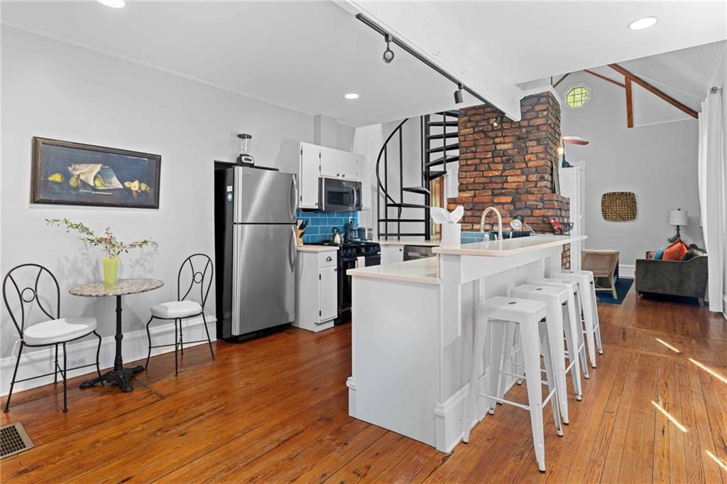 302 Murray Hill Avenue Unit A