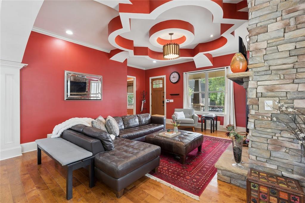 460 Felton Drive NE