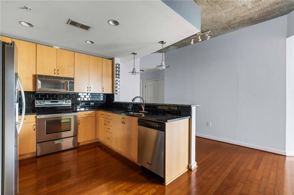 860 Peachtree Street NE Unit 2101