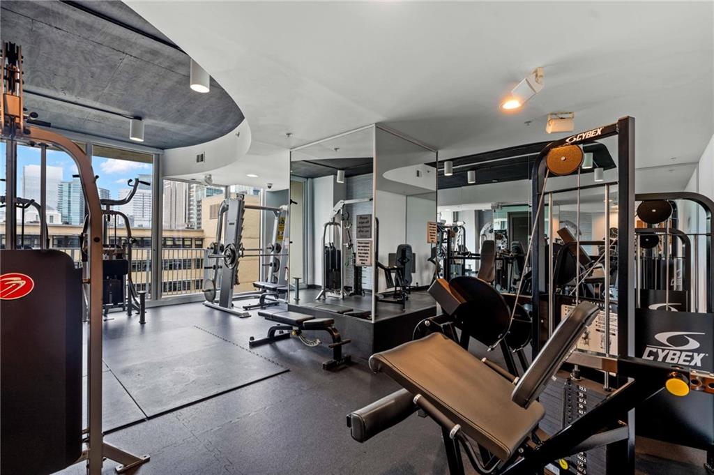 860 Peachtree Street NE Unit 2101